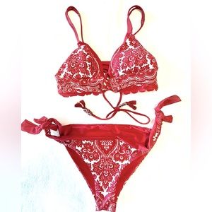 Agua Bendita bikini